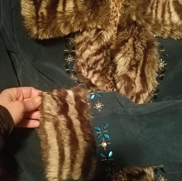 Margarete Godfrey REAL LEATHER JEWELED MAXI - Picture 5 of 9